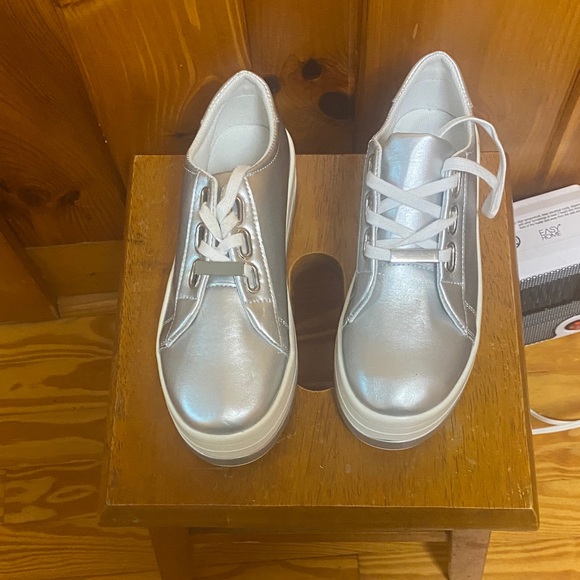 Silver Women's Sneakers high platform - Picture 1 of 4